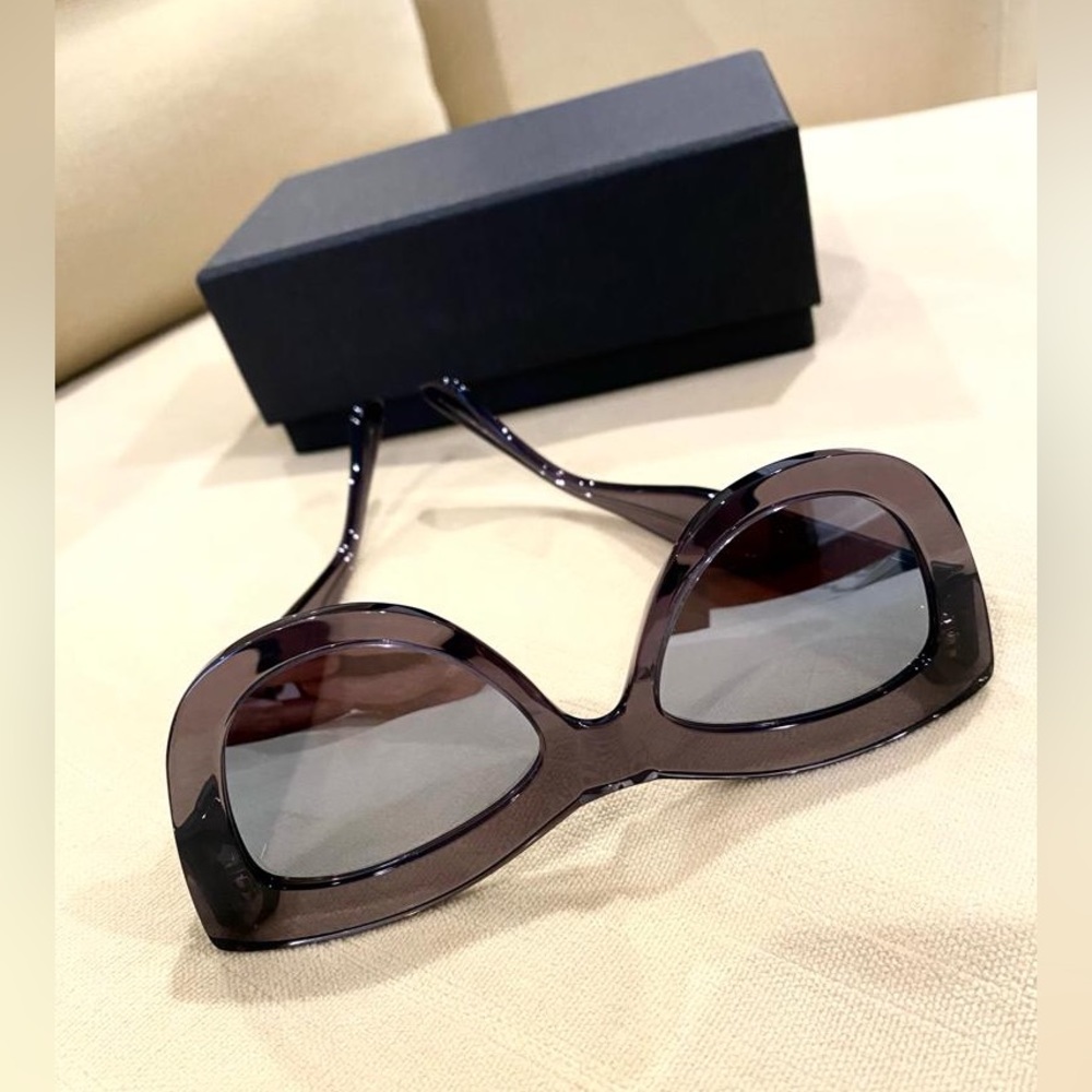 Vera Wang sunglasses